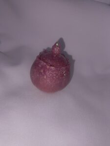 Alhajero Artesanal de Resina Rosa Glitter con Tapa Flor